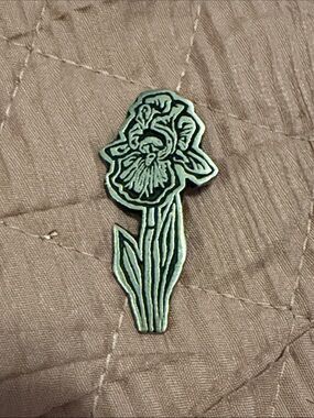 Alice Seely 2000 Iris Brooch Pin -